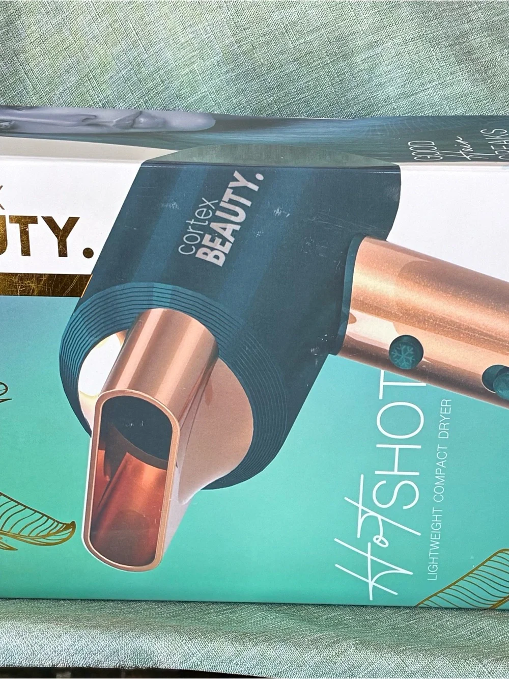 Hot Shot Lightweight Compact Hair Dryer  NWT